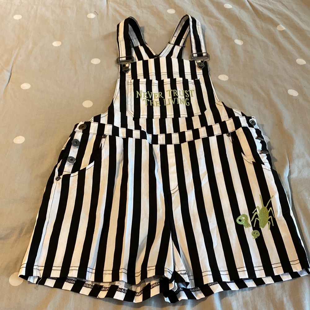 Beetlejuice stripe shortalls overall shorts small
